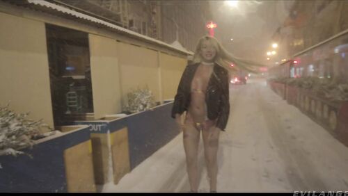 Transsexual Angel - Bonus-Snow Flashing