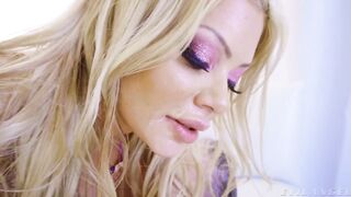 Chris Streams - Riley Steele: Oily Anal Orgasm, Gaping