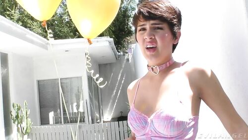 Transsexual Angel - TS Daisy's Blowjob & Anal Gaping Date