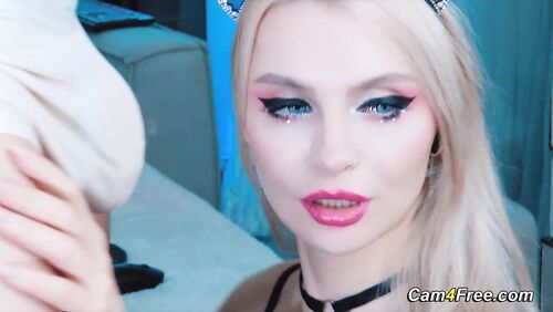 Blonde Bombshell Naughty Oral Seduction