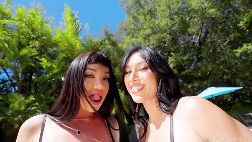 Lexington Steele’s BBC Takeover: Little Puck & Alexa Chains