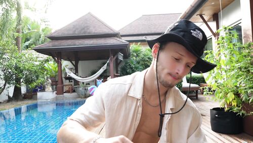 Fucking My St0ned Best Friend’s Girlfriend - Spirite Moon