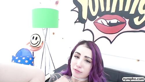 NYMPHO - VALERICA STEELE 3