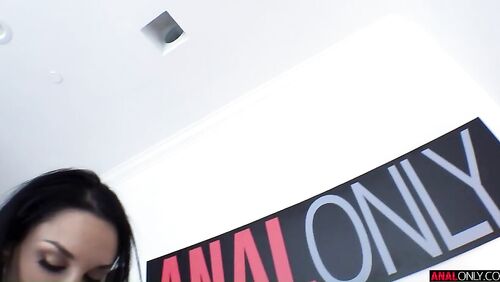 ANALONLY - GABRIELLA PALTROVA