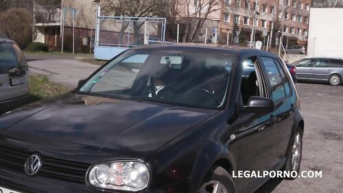 Lauren Phillips  with 2on1