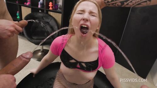 Kira Viburn 7on1 DAP