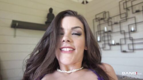 Kimber Woods is a freaky girl with a perfect bubble butt!