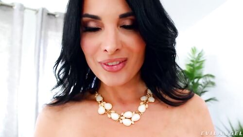 ANISSA KATE Gaping, Titty Fucking MILF