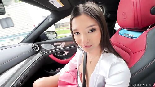 Young Fuck Doll Layla Jenner Gives Road Head Then Gets Dicked Down Properly