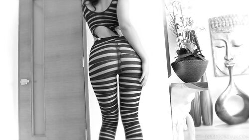 Valentina Nappi Has Her Throat & ASS Cleared By Mandingo's BBC