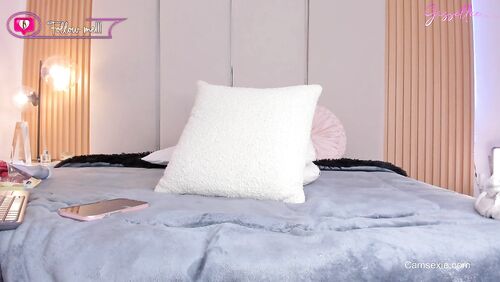 Giselle - big ass teen latina live stream