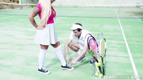 Brandi Bae Rogue Tennis Ball Produces An Anal Racket