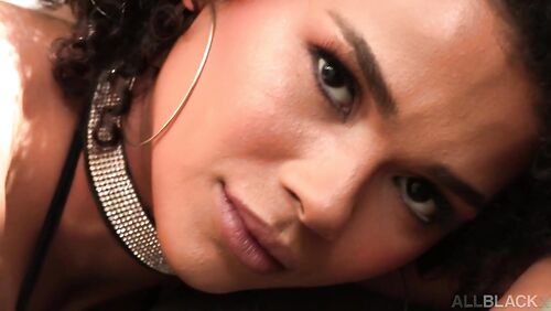 Alina Ali She Wants It
