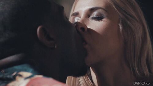 Sarah Vandella: Feel Me, See Me