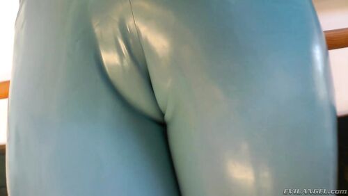 LatexPlaytime - Cameltoe #07